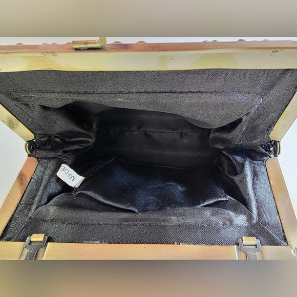 Vintage Inspired Black & Gold Kisslock Evening Bag- Crossbody/Clutch - Picture 11 of 11